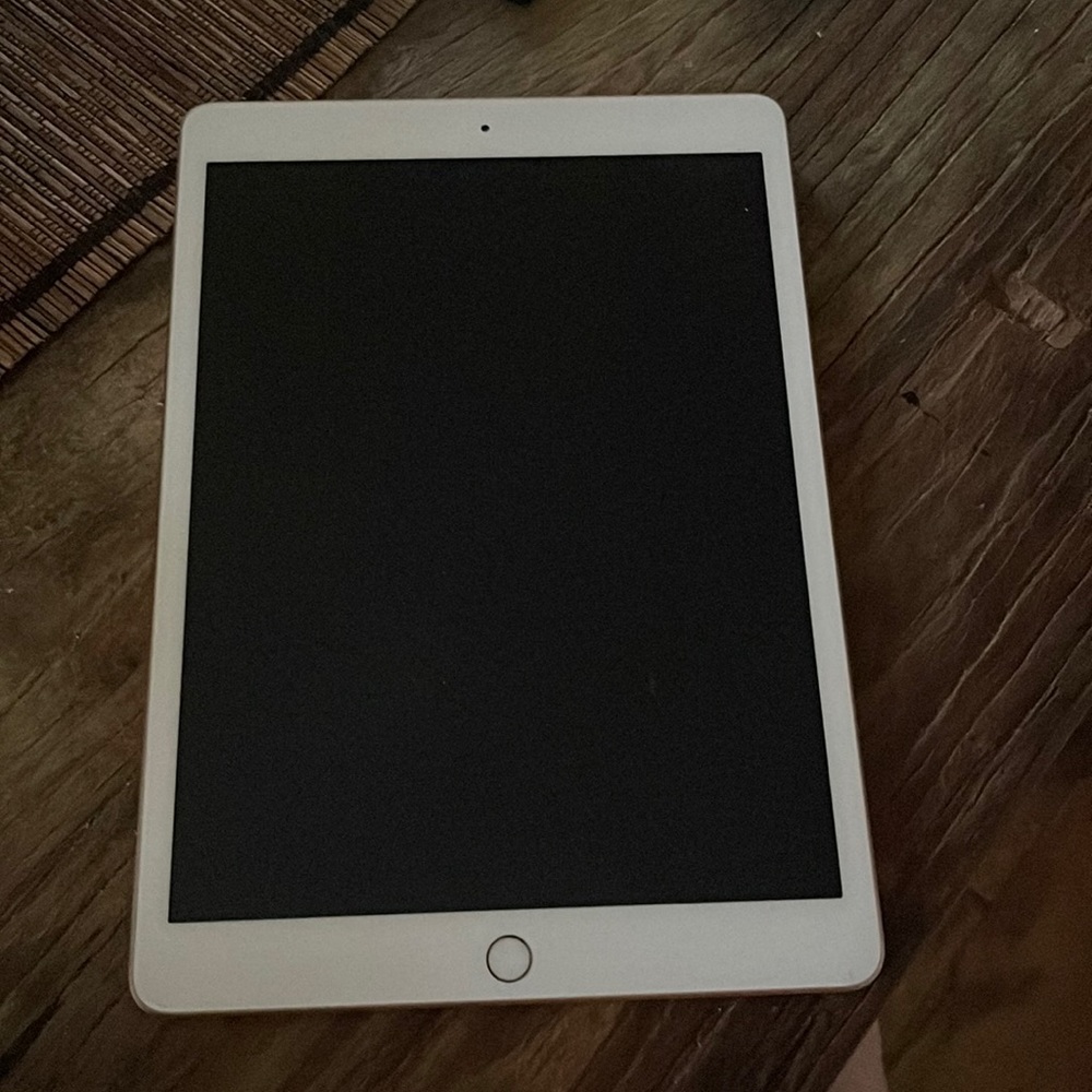 COPY - Rose Gold Ipad